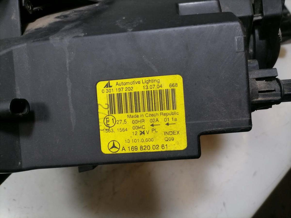 Mercedes A Klasse W169 original Scheinwerfer vorn rechts Halogen Bj.2004